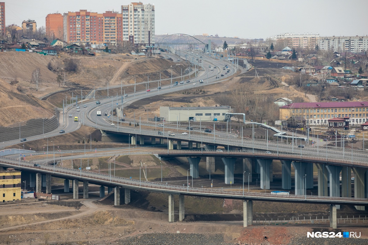 Пешеходный мост через Николаевский проспект Красноярск