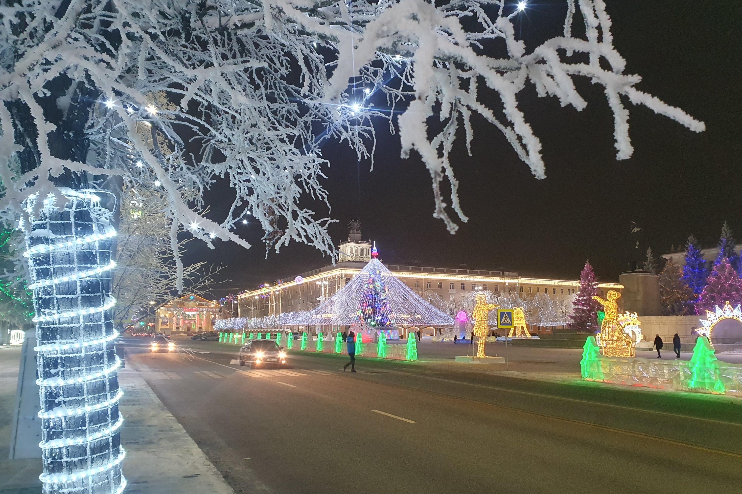 площадь курган