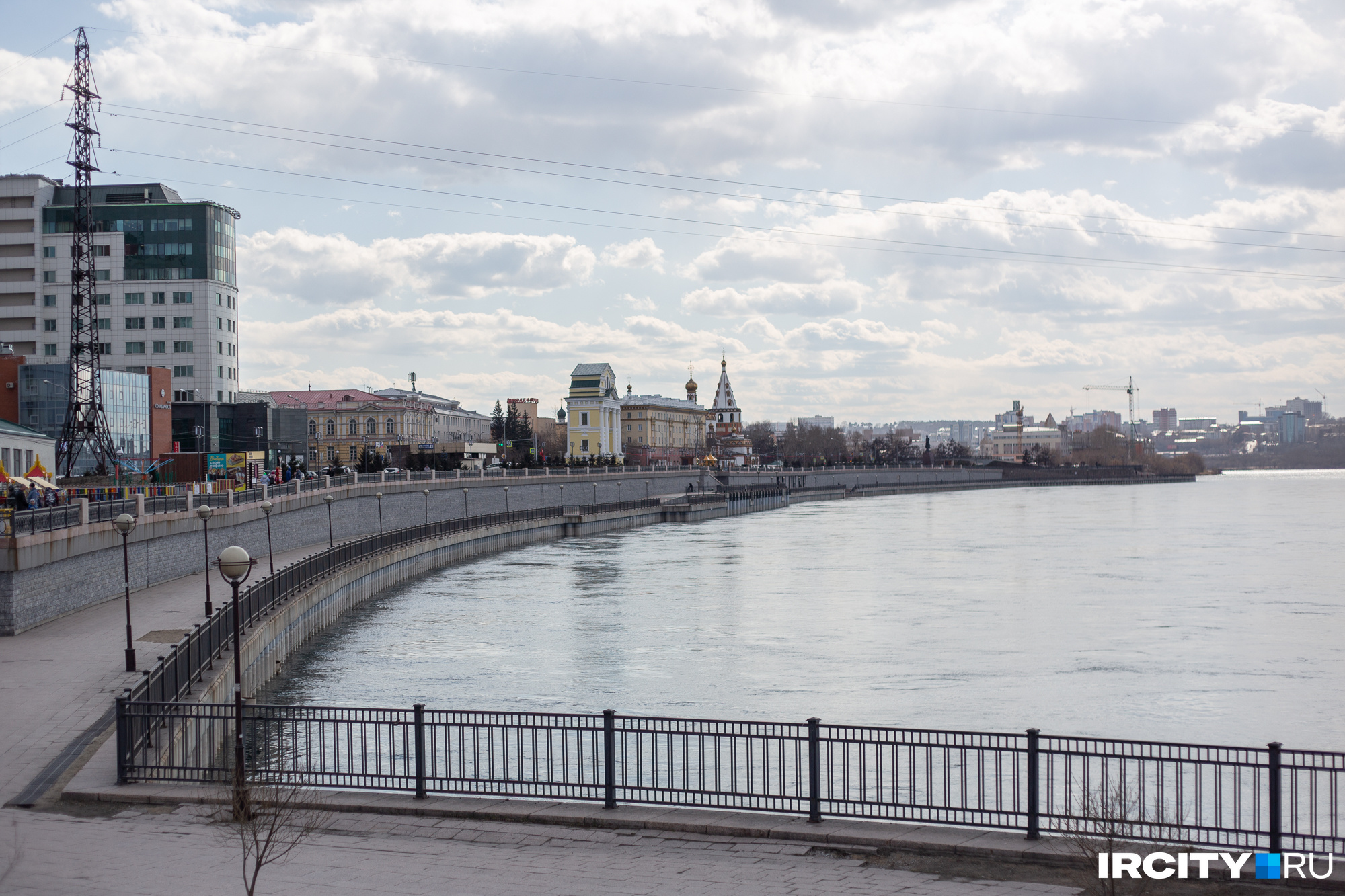 набережная города иркутска