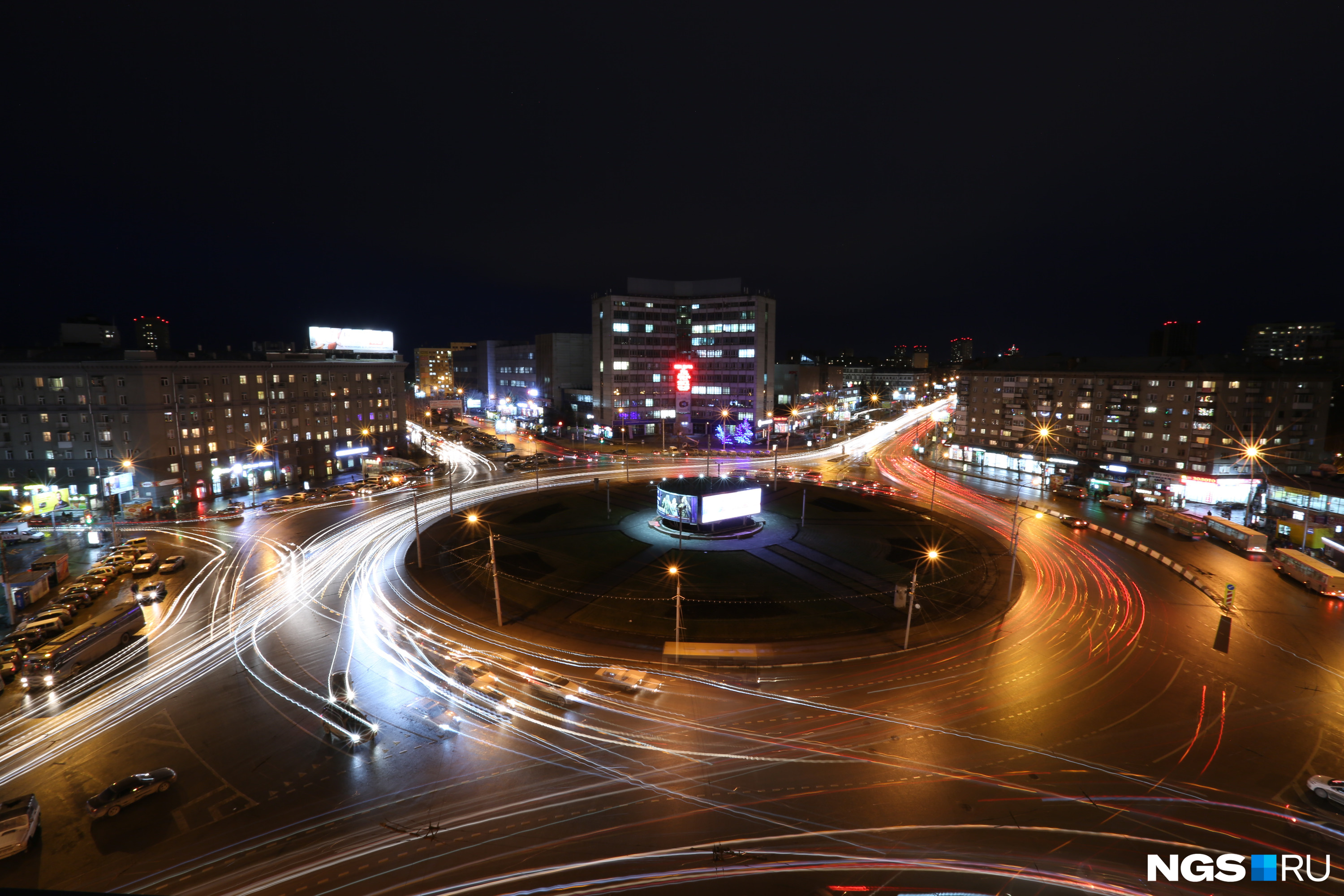 Площадь Калинина, город Новосибирск.