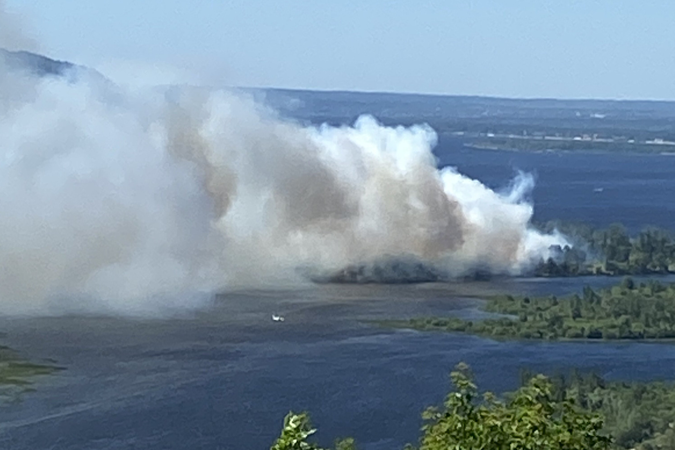 пожар на острове