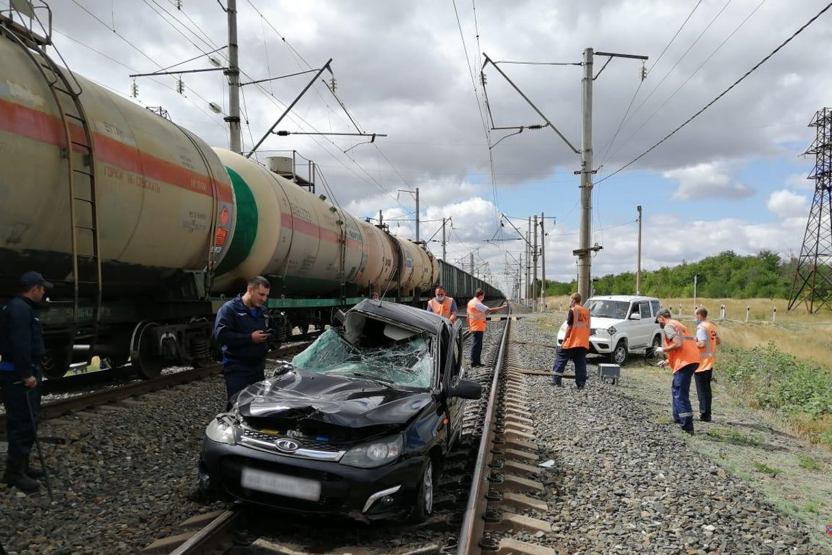 Мотоцикл на железной дороге