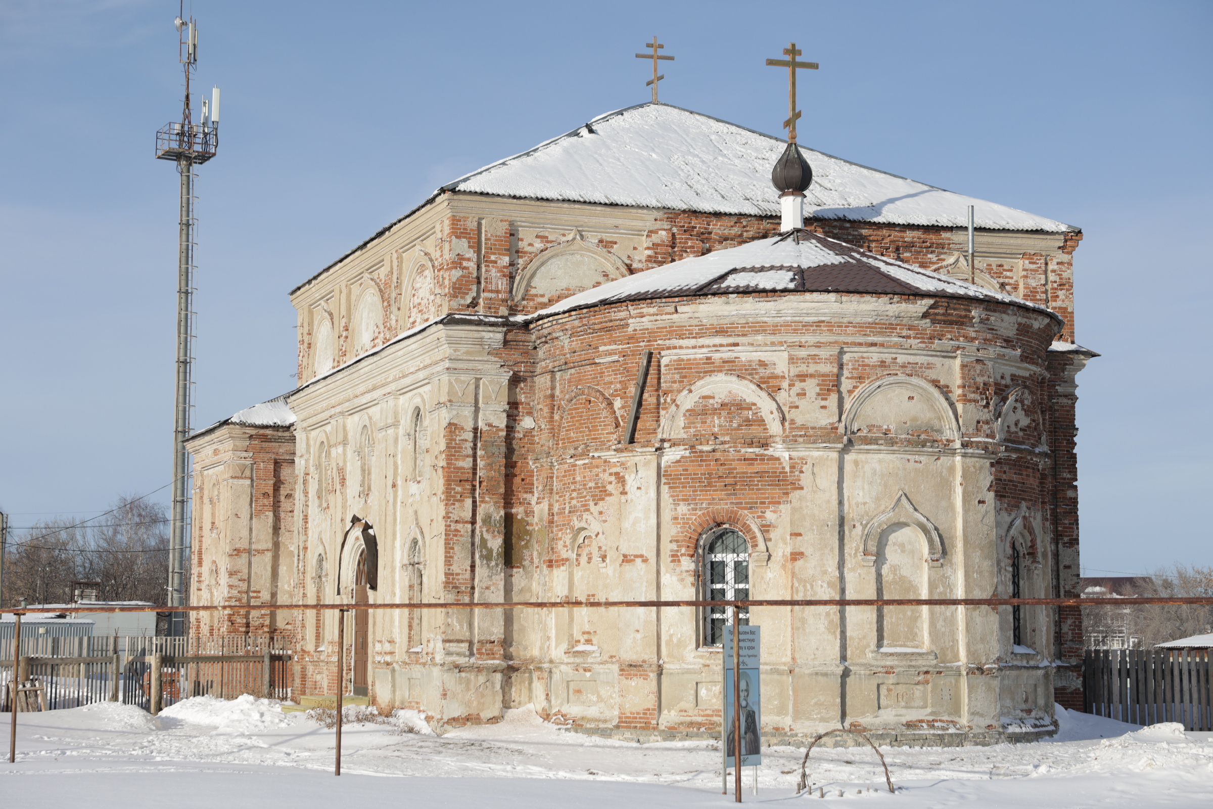 Превращение церкви в сельский клуб