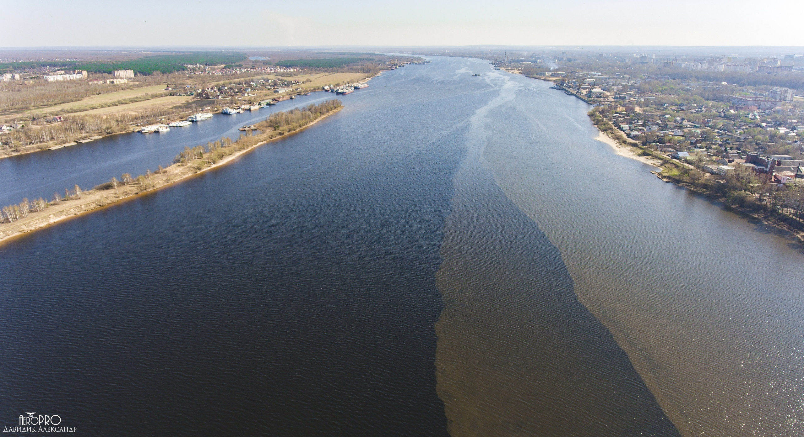 Река Волга и Кама место слияния