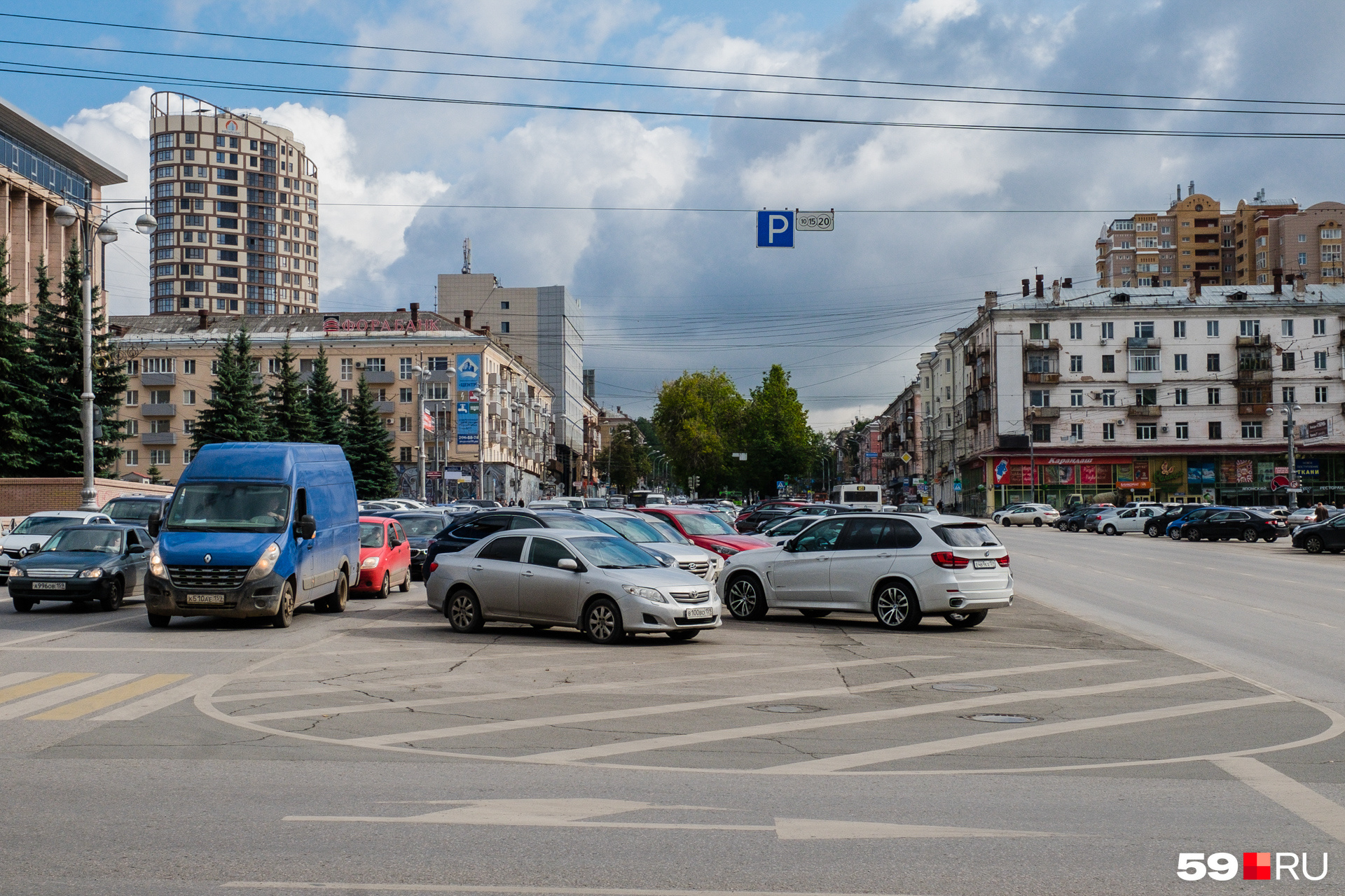 октябрьская площадь пермь