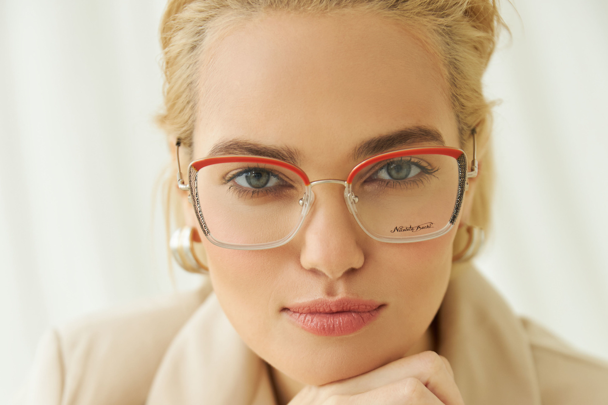 Модные женские очки для зрения 2023 года