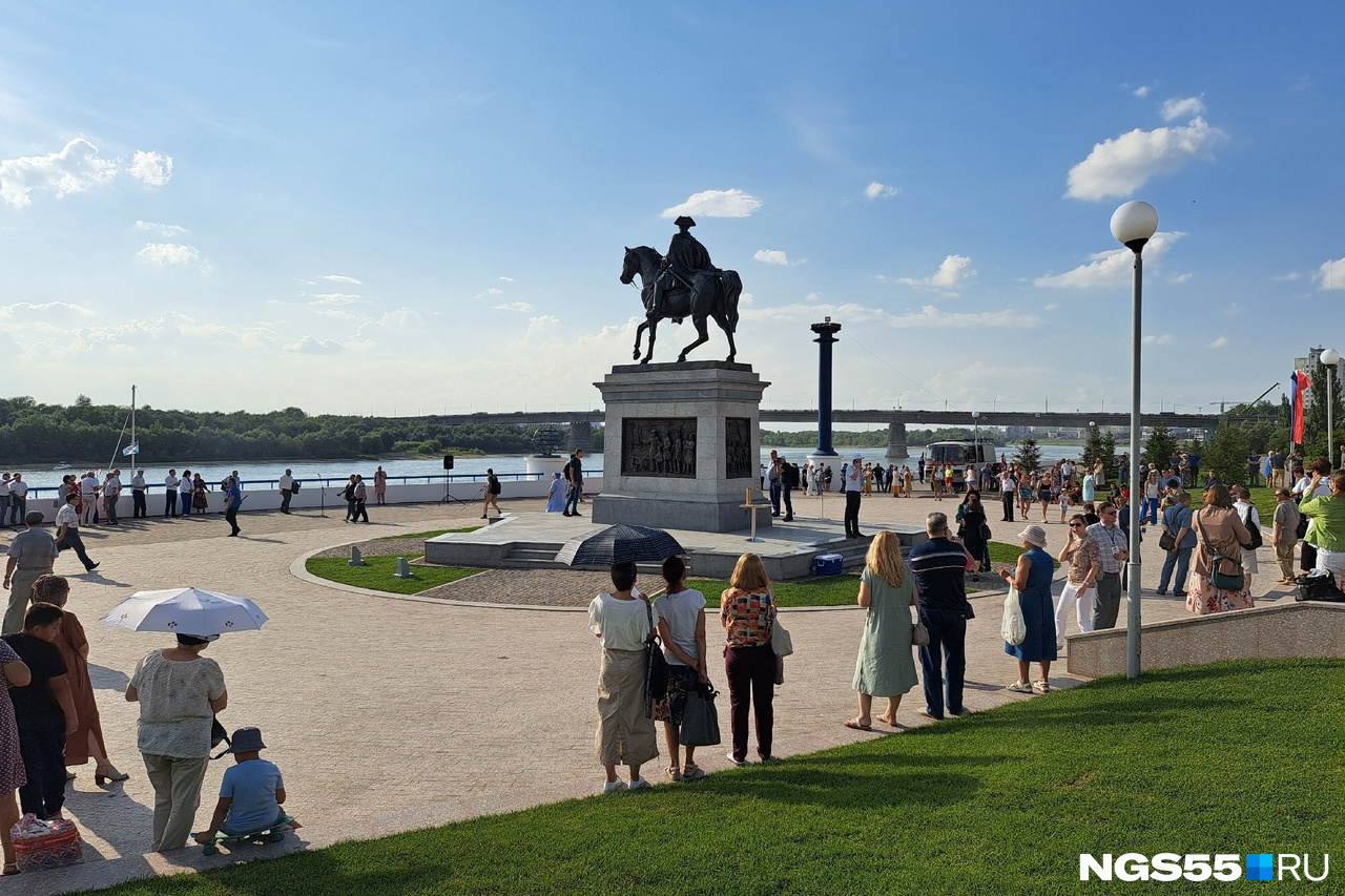 площадь бухгольца в омске