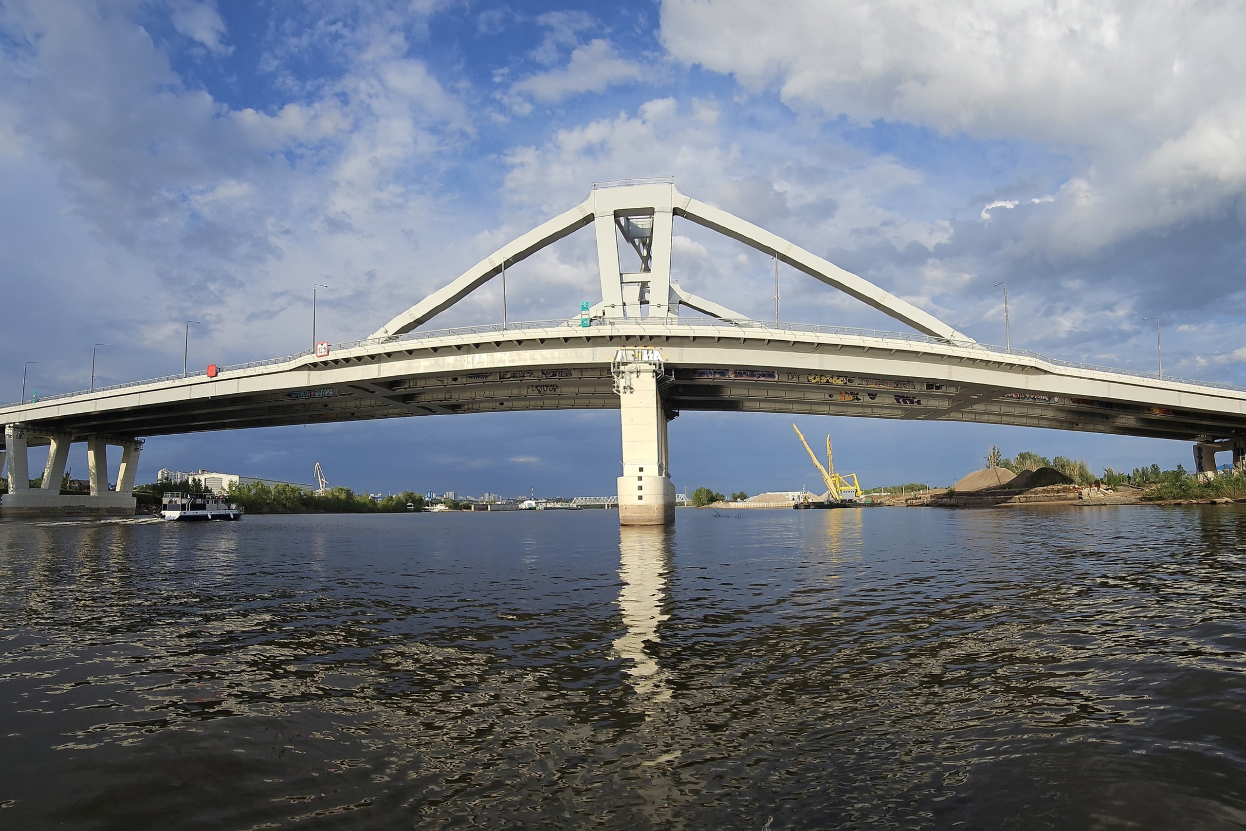 под мостом как чкалов