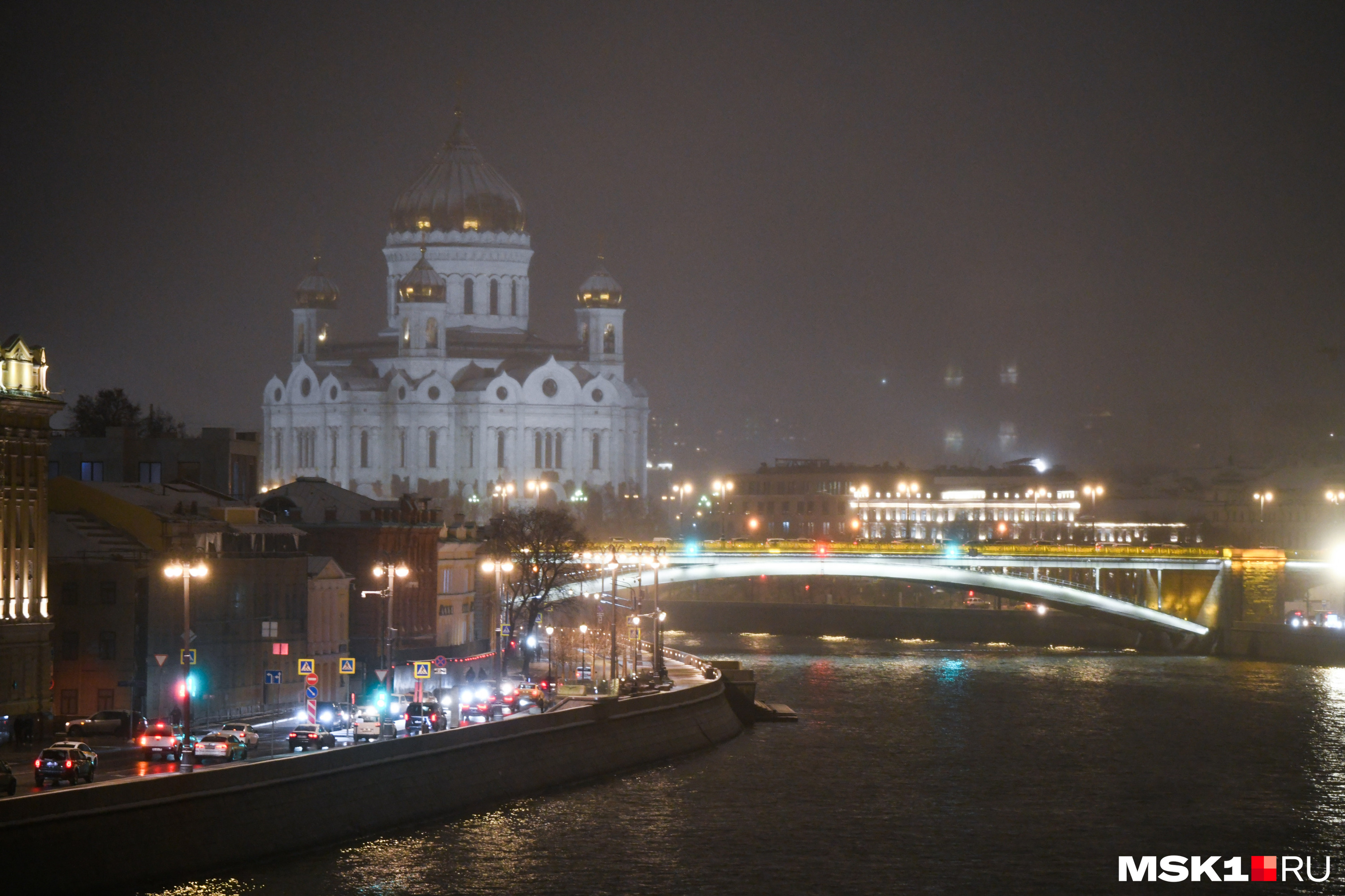 Храм Христа Спасителя в Москве улица