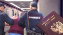 У новосибирца аннулировали паспорт через 20 лет после получения и заключили в СИЗО до экстрадиции