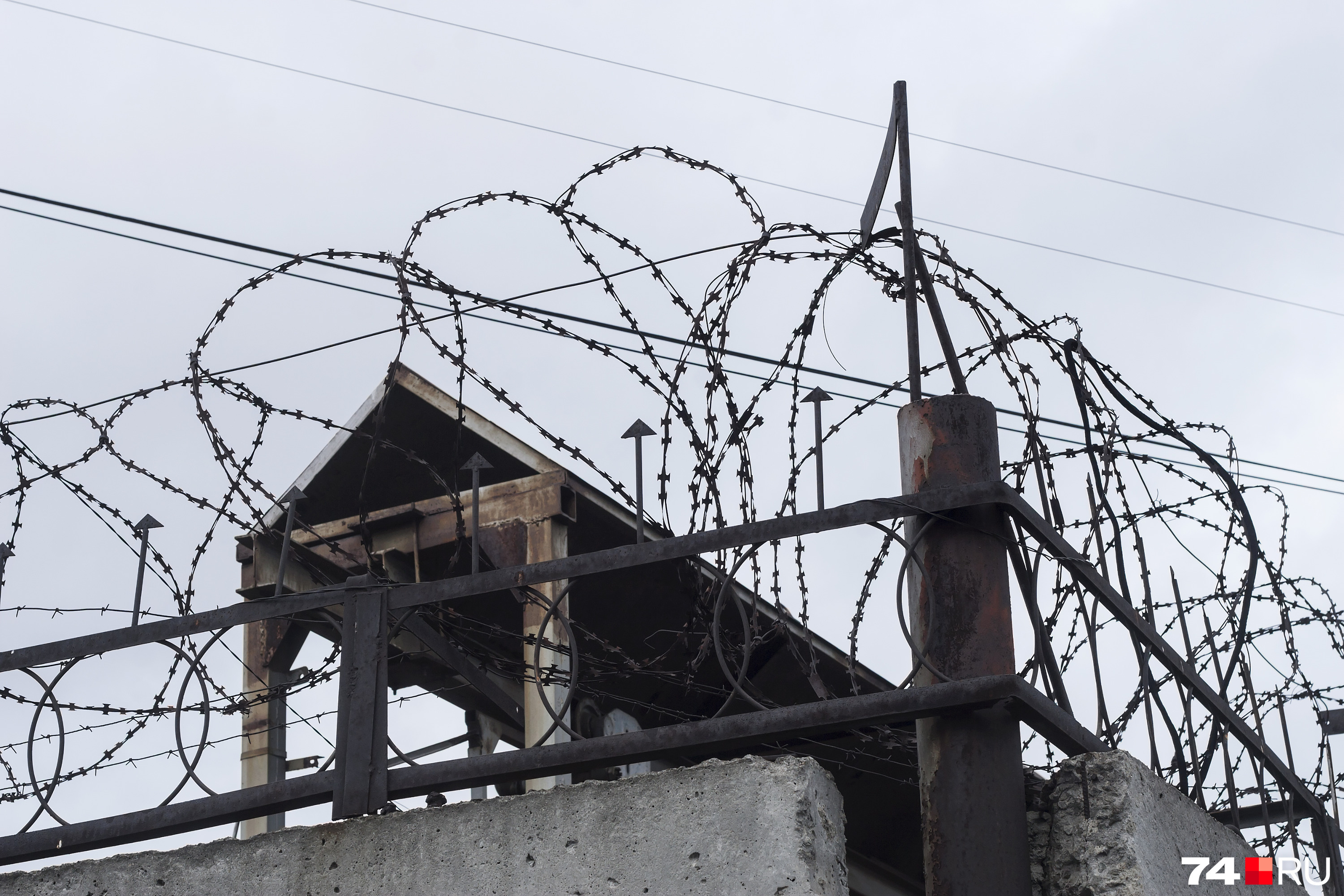 В ХМАО заключили под стражу подростка, погубившего женщину и ребенка - 8  октября 2023 - 86.ru