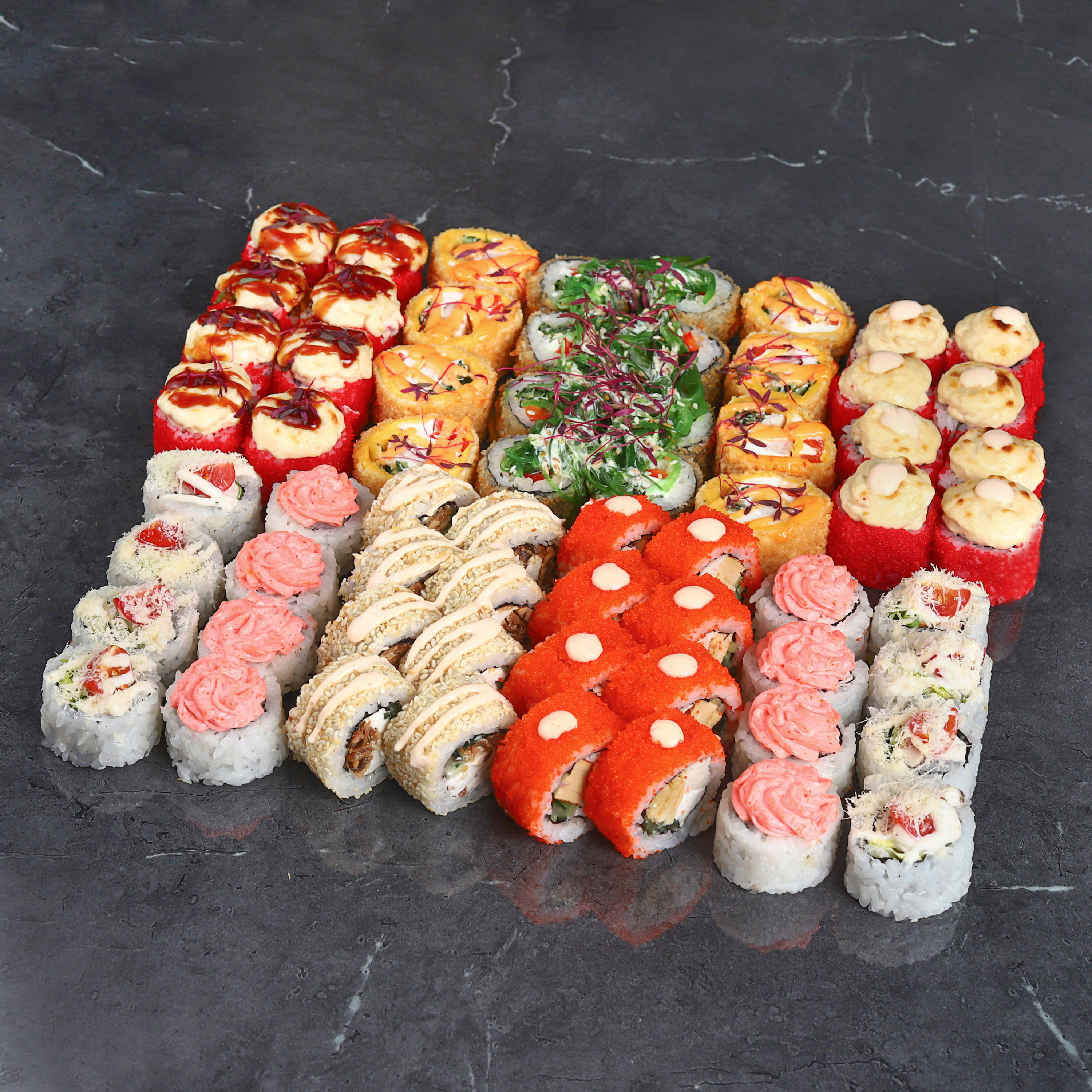 С 3 по 8 января суши-маркет дарит промокод на скидку 10% на любой заказ