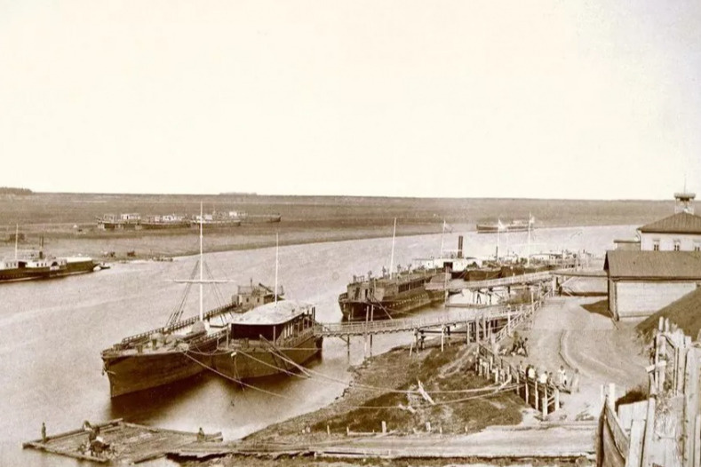 Пристань, подарившая название прибрежной улице Тюмени. Таким берег реки был в 1878 году