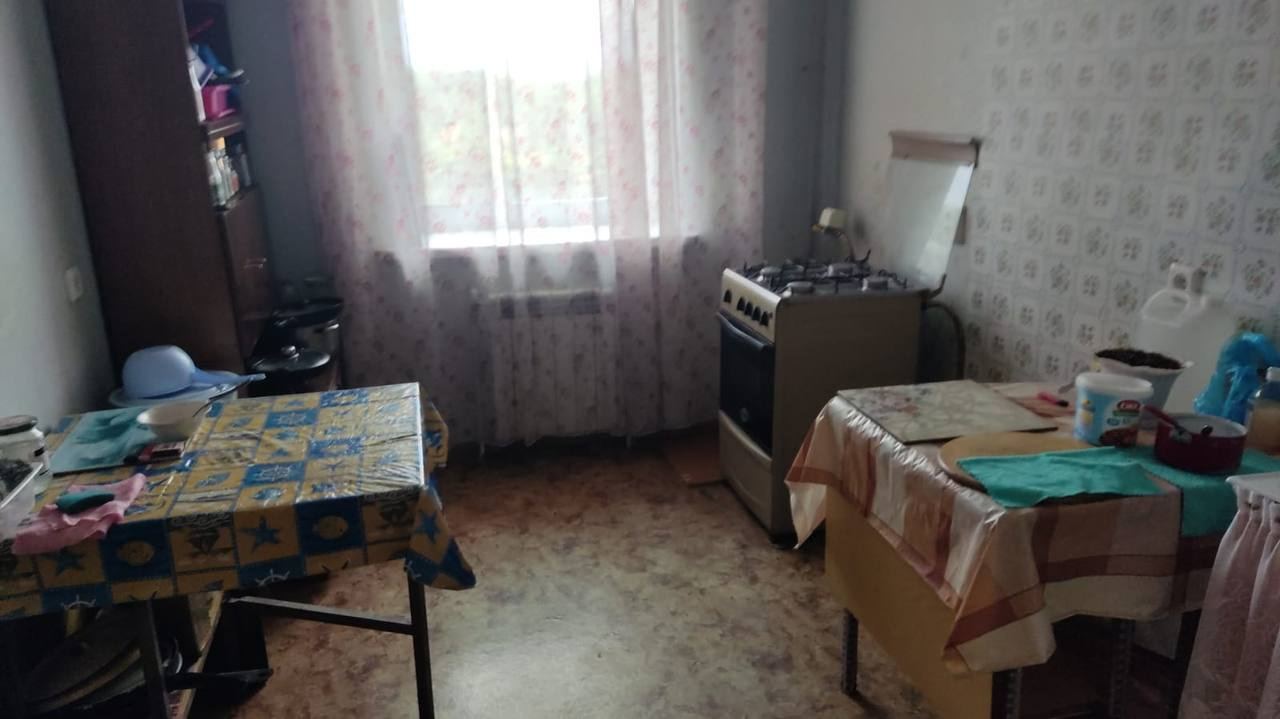 В квартире всего одна кухня В квартире всего одна кухня