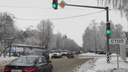 «Безумные пробки»: мэрия Ярославля отказалась убрать проблемный светофор в Заволжском районе