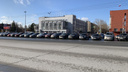Эффекта ноль. Новосибирские платные парковки признали худшими в стране — смотрите, сколько там стоит машин