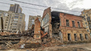 В центре Ростова снесут старое здание. От него осталась часть фасада и груда камней