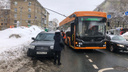 Снег «съел» дорогу: самарцы пожаловались на качество уборки улиц