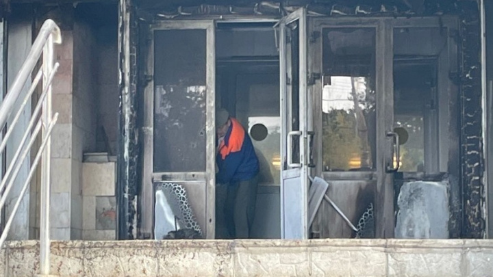 Не исключены поджоги. В российских городах произошли пожары в военкоматах