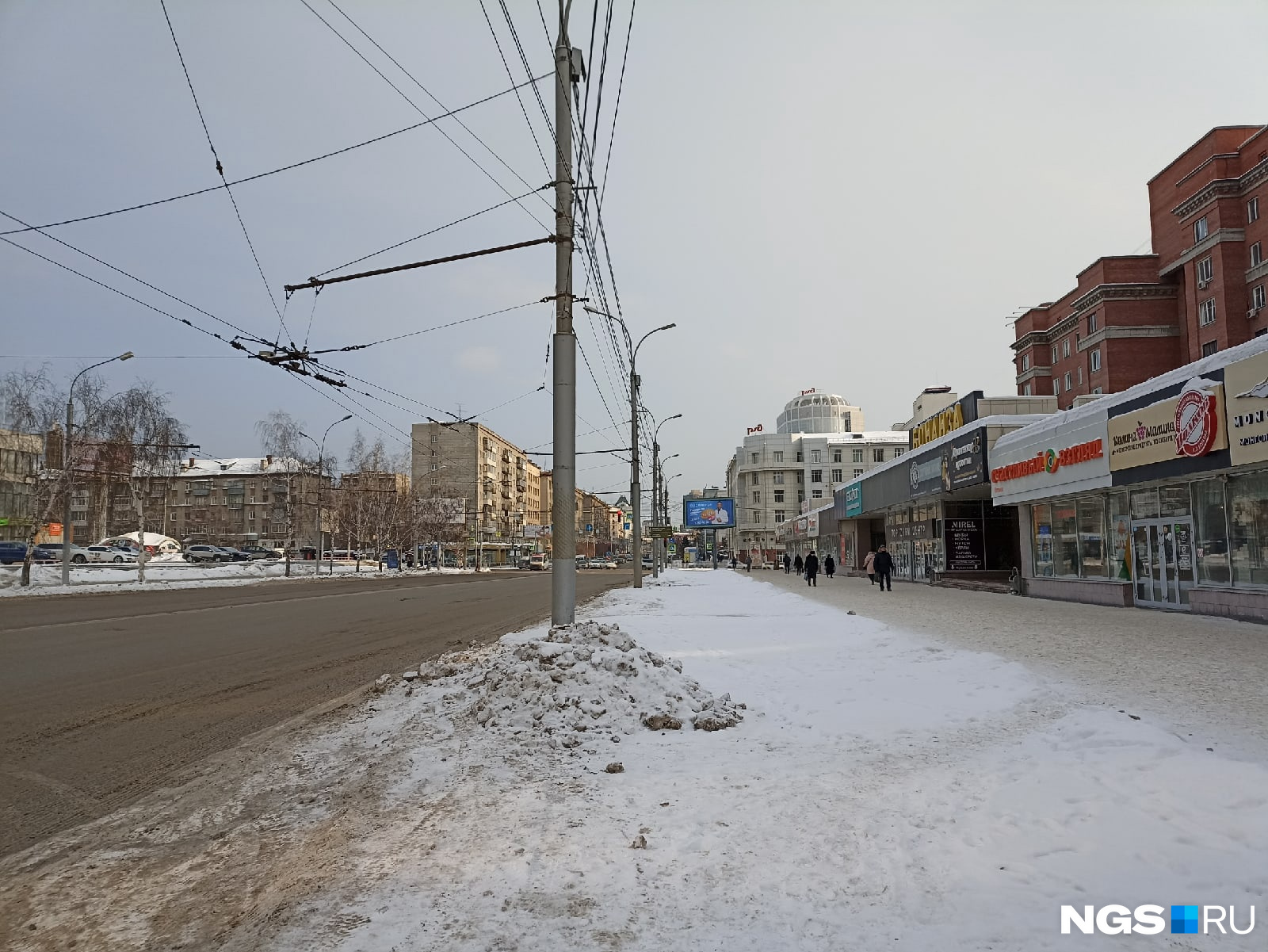 Коме фото на вокзальной магистрали