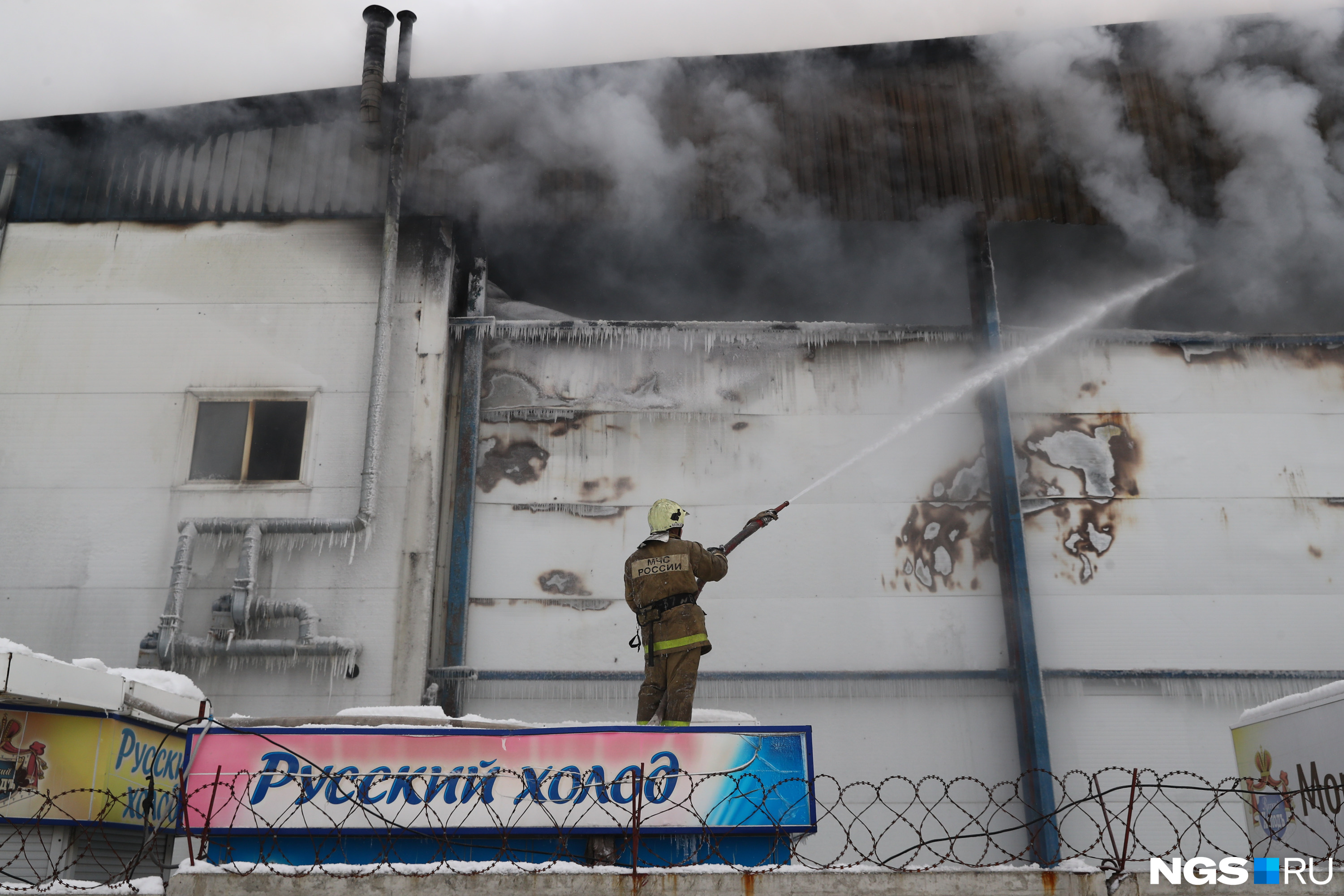 Пожар в Краснообске. Взрыв газа в доме. Пожар Гуин Новосибирск. Пожары в Кунье.