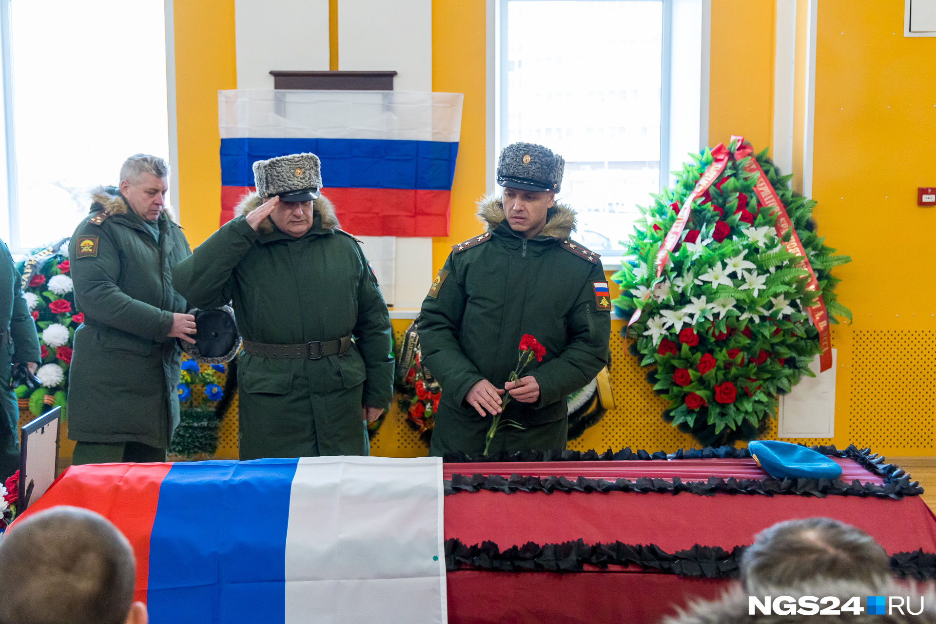 В Красноярске похоронили десантника, погибшего на спецоперации 1 марта 2022  года - 18 марта 2022 - НГС24