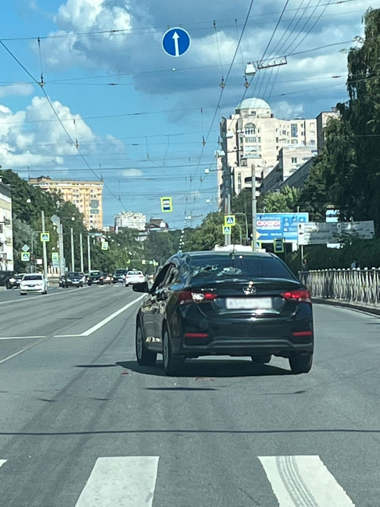 На водителя напали с топором в Петербурге и забрали деньги 10 августа 2022  г. - 10 августа 2022 - ФОНТАНКА.ру