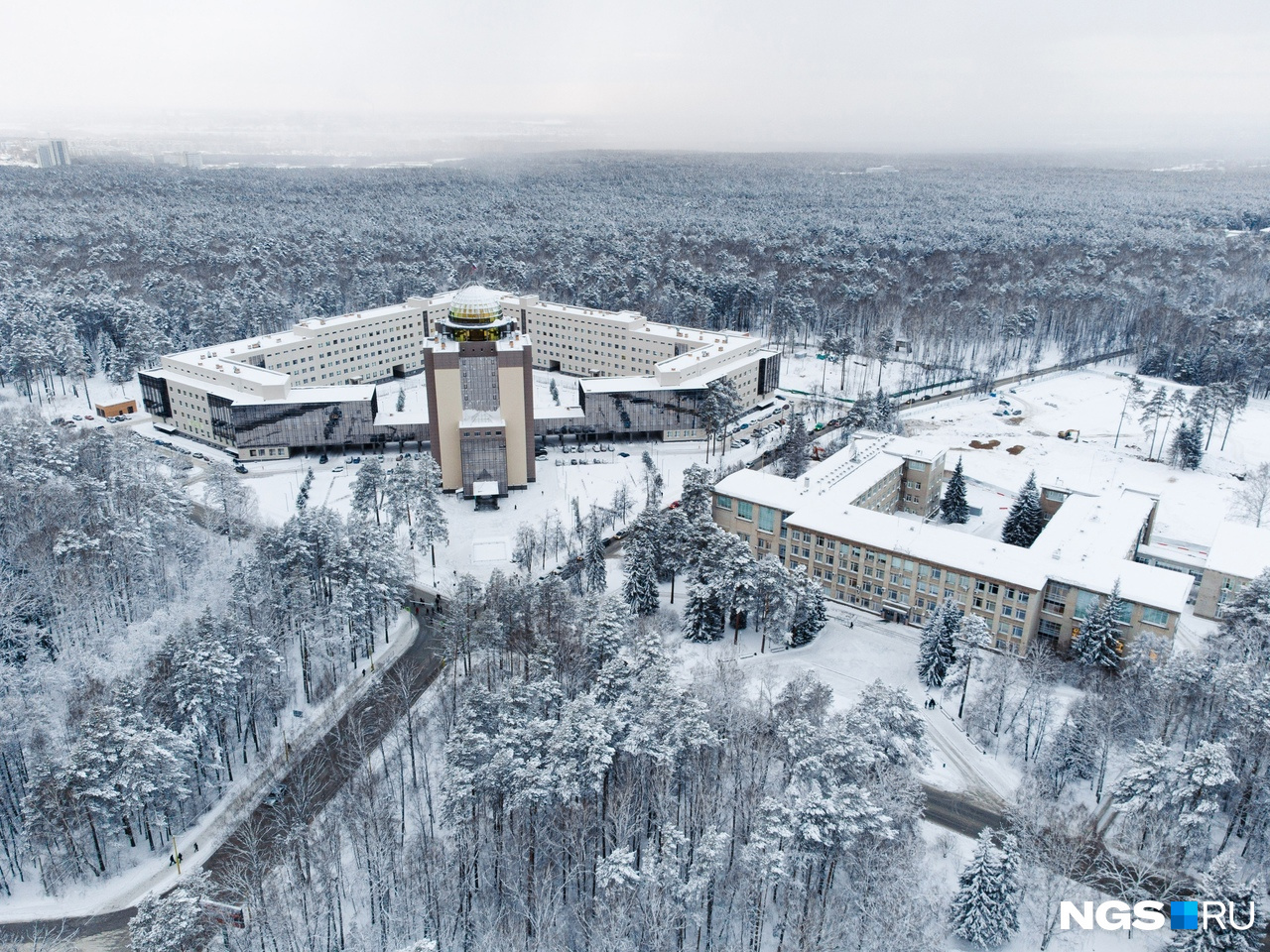 Восток академгородок. НГУ Новосибирск зимой. Академгородок Новосибирск с высоты птичьего полета. Академгородок Новосибирск зимой. НГУ С высоты.