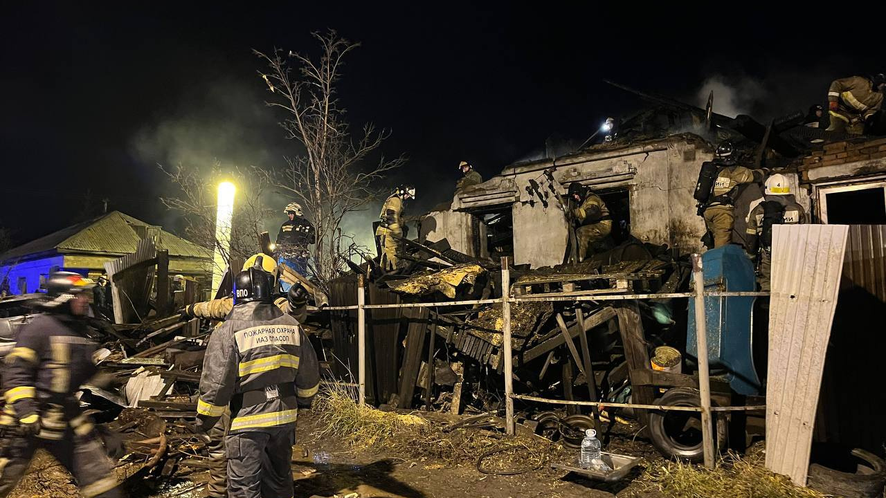 «Это удвоение трагедии»: военные эксперты — о падении самолета на жилой дом в Иркутске