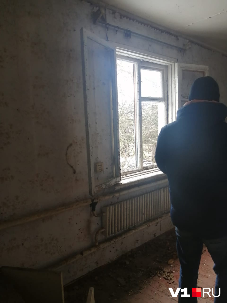 Сироты вновь осмотрели дом в начале февраля этого года и признаков жилого объекта не нашли Сироты вновь осмотрели дом в начале февраля этого года и признаков жилого объекта не нашли