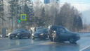 «От "Нивы" осталась лишь половина»: под Ярославлем на трассе произошло крупное ДТП. Видео