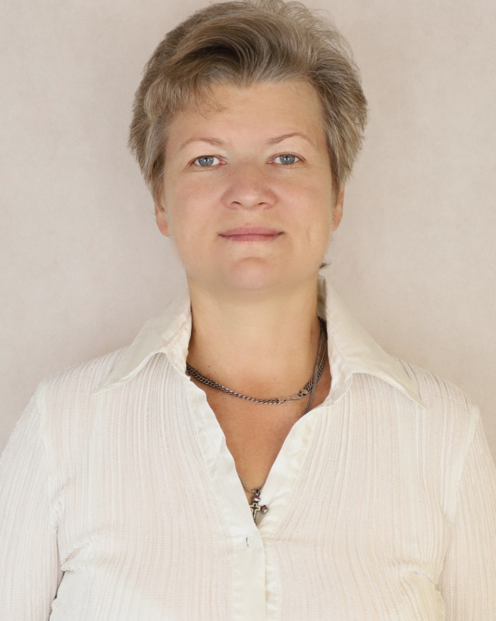 Полупан Людмила Ивановна — очень опытный логопед-дефектолог, она поможет всем деткам