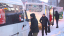 «В часы пик автобусы забиты, люди падают в обморок»: жители пригорода заявили, что не могут добраться до Челябинска