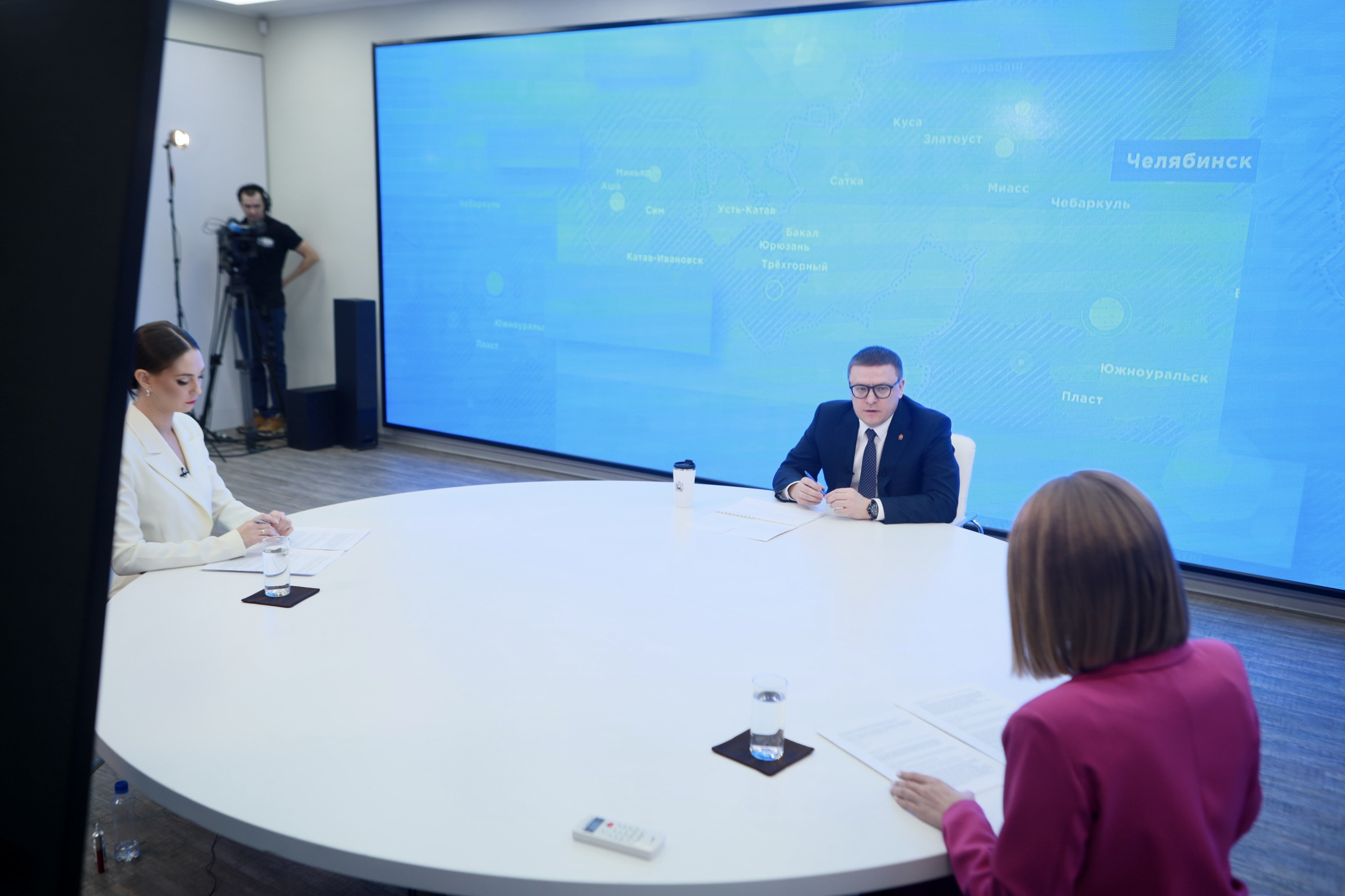 Прямая линия началась с вопросов, посвященных мобилизации, СВО и подшефным территориям