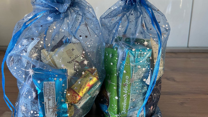 «Кому ушли наши подарки от государства?»: в Челябинске матери не дали сладкие наборы для двоих детей