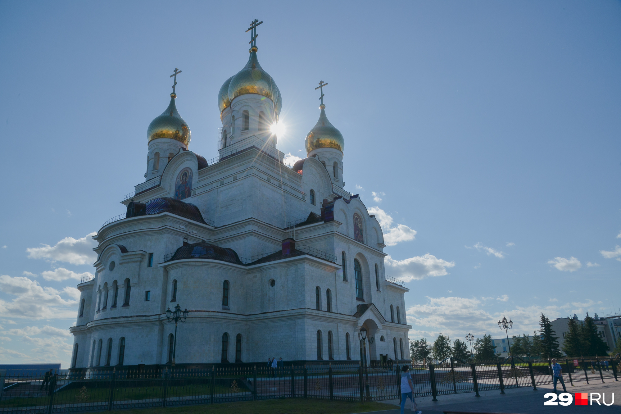 Михайло Архангельский собор в Архангельске зимой