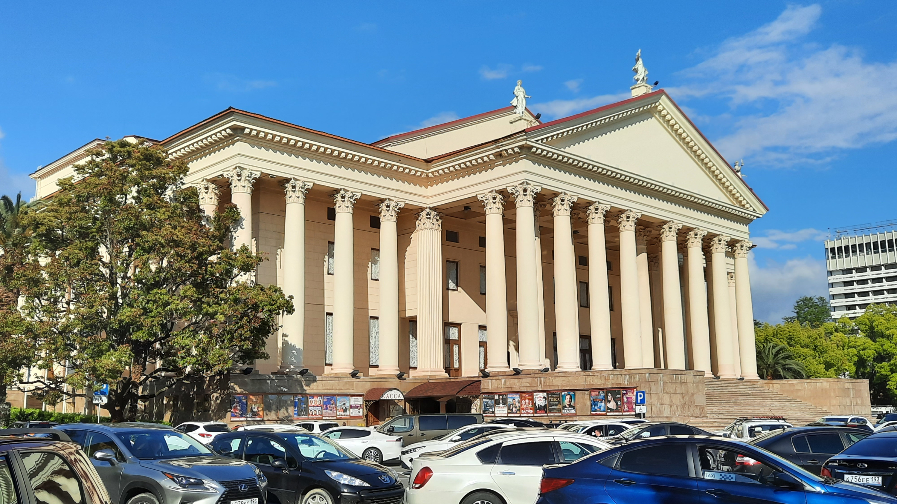 ФАС остановил торги на проект реставрации Зимнего театра в Сочи из-за жалобы на завышение цены контракта