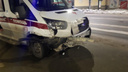 В Челябинске скорая с пациентом попала в ДТП. Момент аварии сняла камера уличного наблюдения