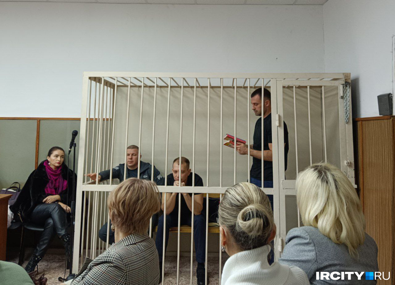 Наталия Ледяева и Илья Белоусов выступили в суде по делу о закупке масок в Приангарье