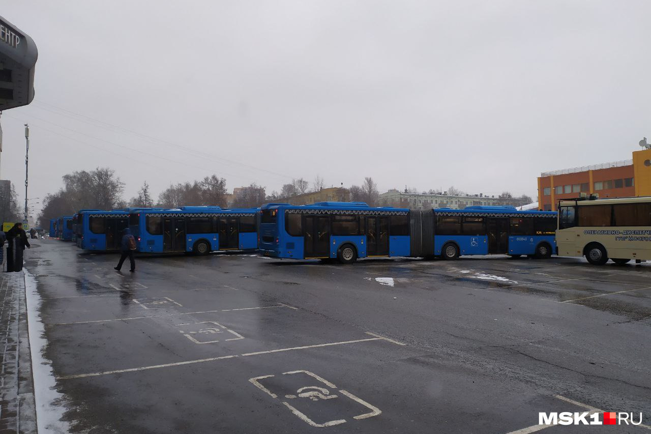 В Москве изменился маршрут автобуса № 185 и теперь сломает вам голову:  объясняем, как ездить, подробности — на схеме - 4 февраля 2023 - msk1.ru