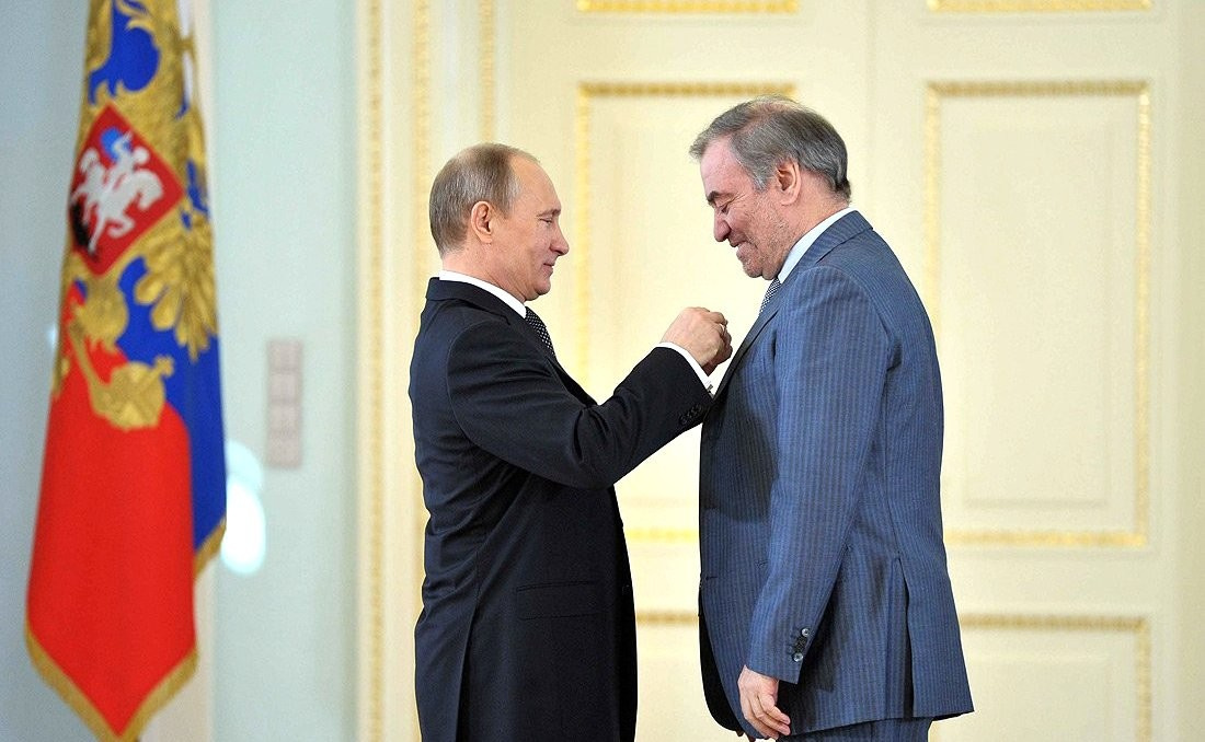 Президент РФ Владимир Путин и худрук Мариинского театра Валерий Гергиев