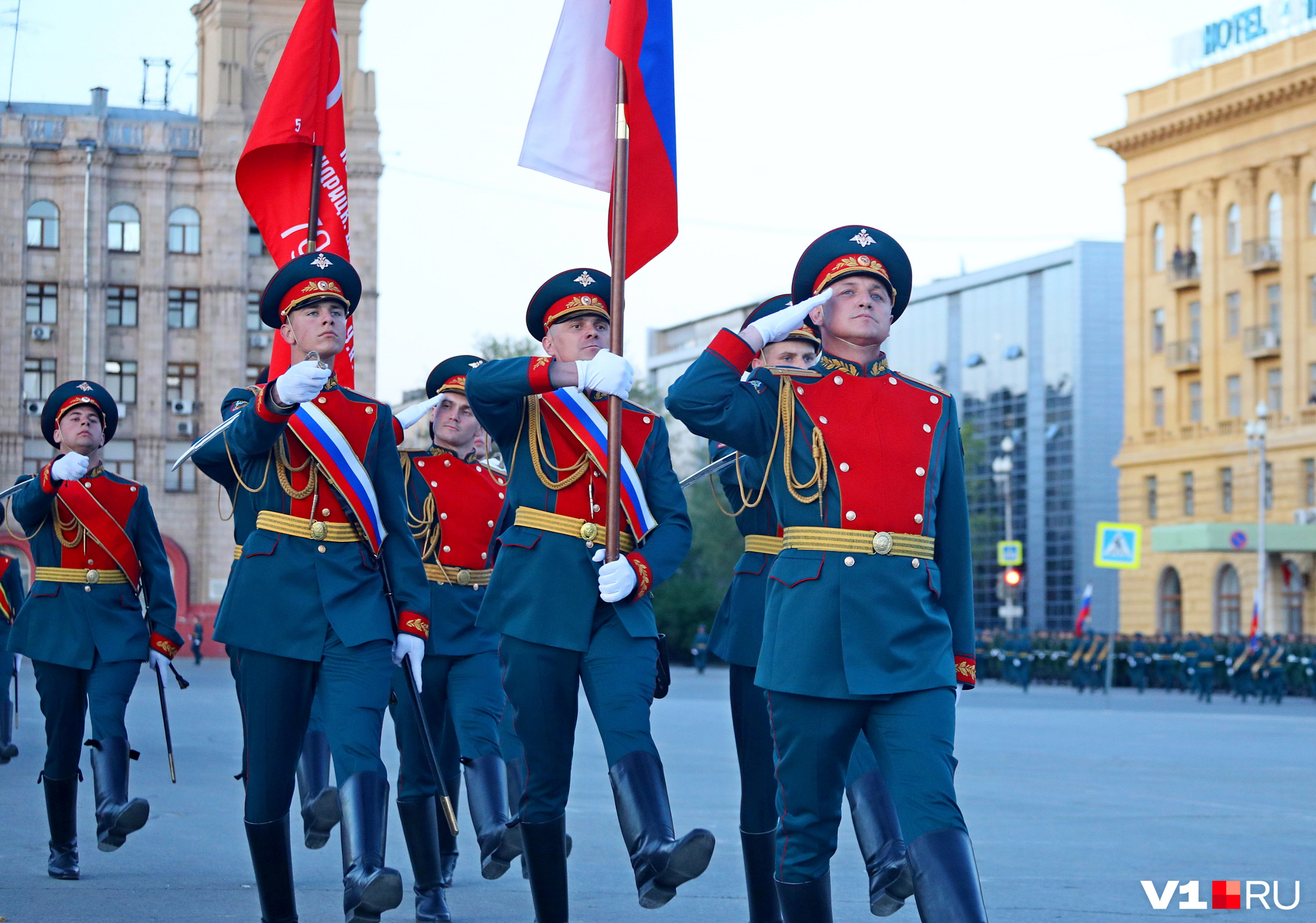 Выступление роты почетного караула