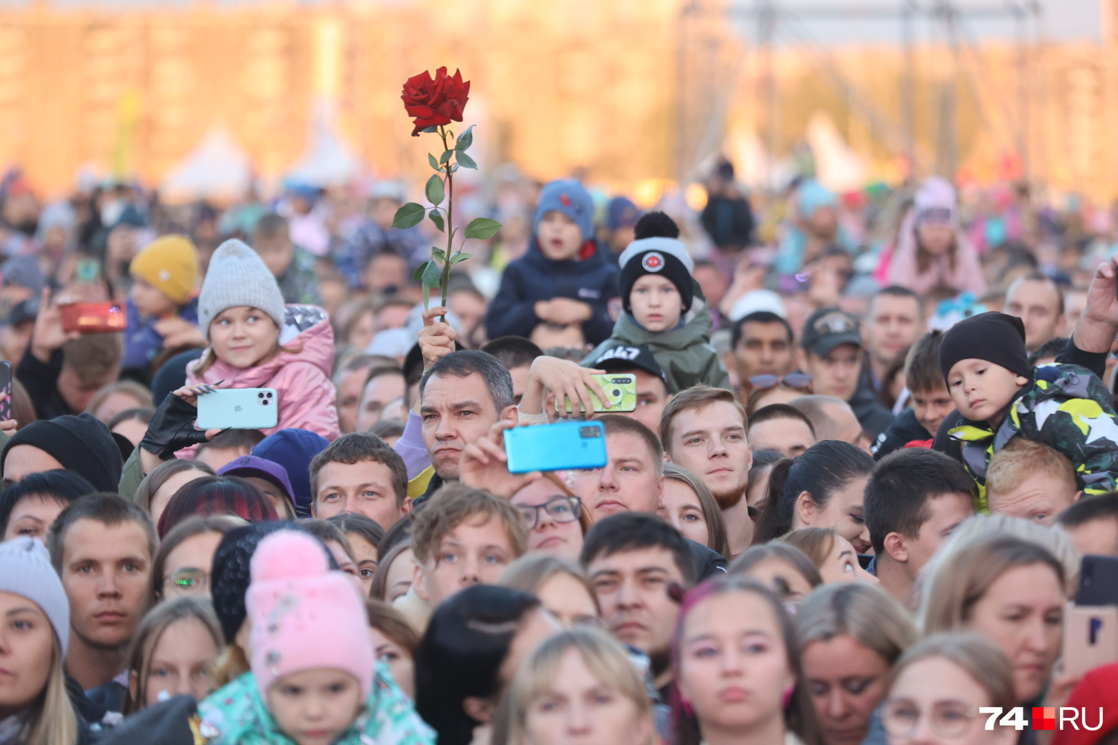 Вечерние новости 2023. День города Челябинск 2022. Нилетто день города Челябинск 2022. День города Челябинск 2022 фото. Выступление нилето Челябинск.