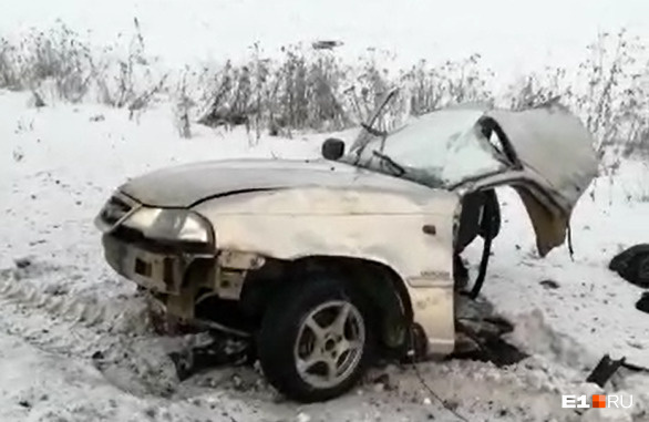 Машину разорвало пополам: в страшном ДТП на Челябинском тракте погиб человек