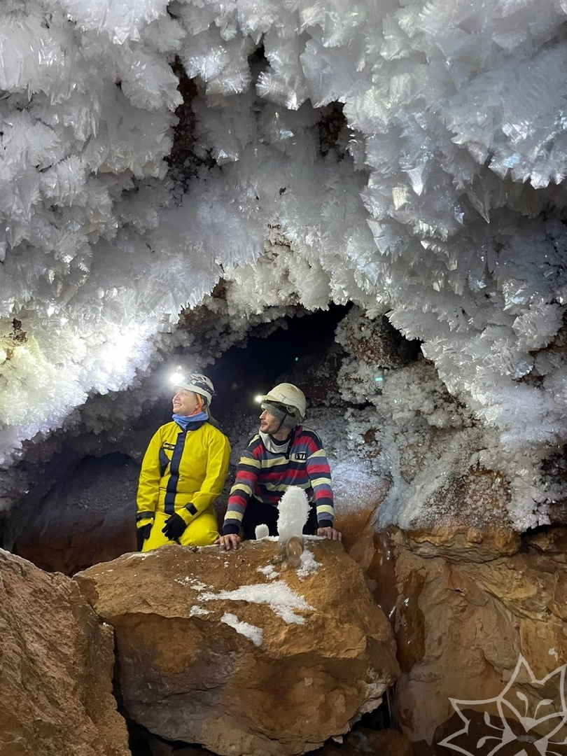 Для любителей активного отдыха поход в пещеру будет безумно интересен