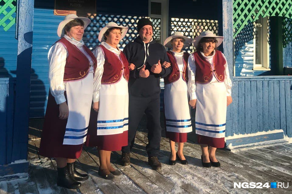 Национальный колорит чувствуется еще на подходе Национальный колорит чувствуется еще на подходе
