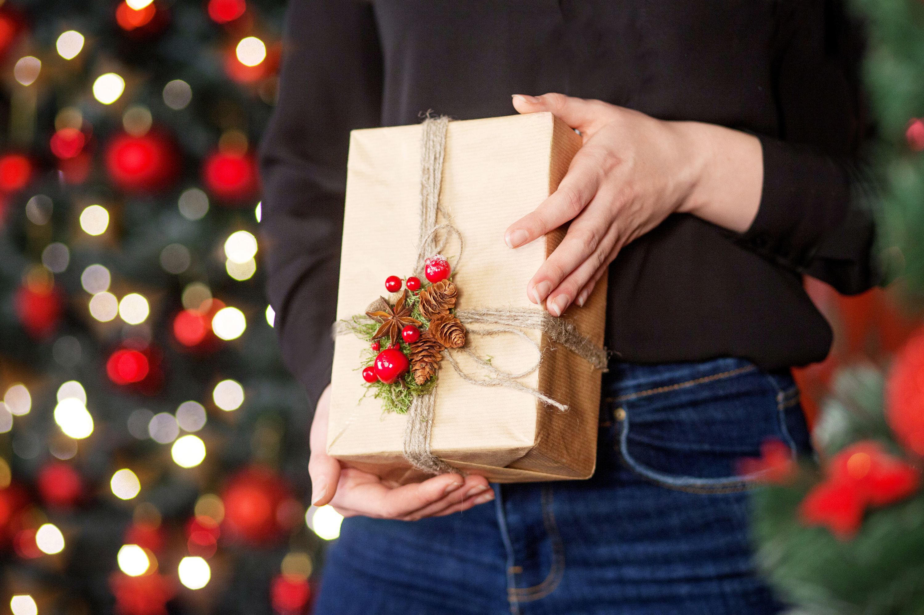 Мешок подарков: 20 идей, что положить под елку с распродажи от AliExpress