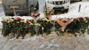 На месте гибели девочки самарцы устроили стихийный мемориал