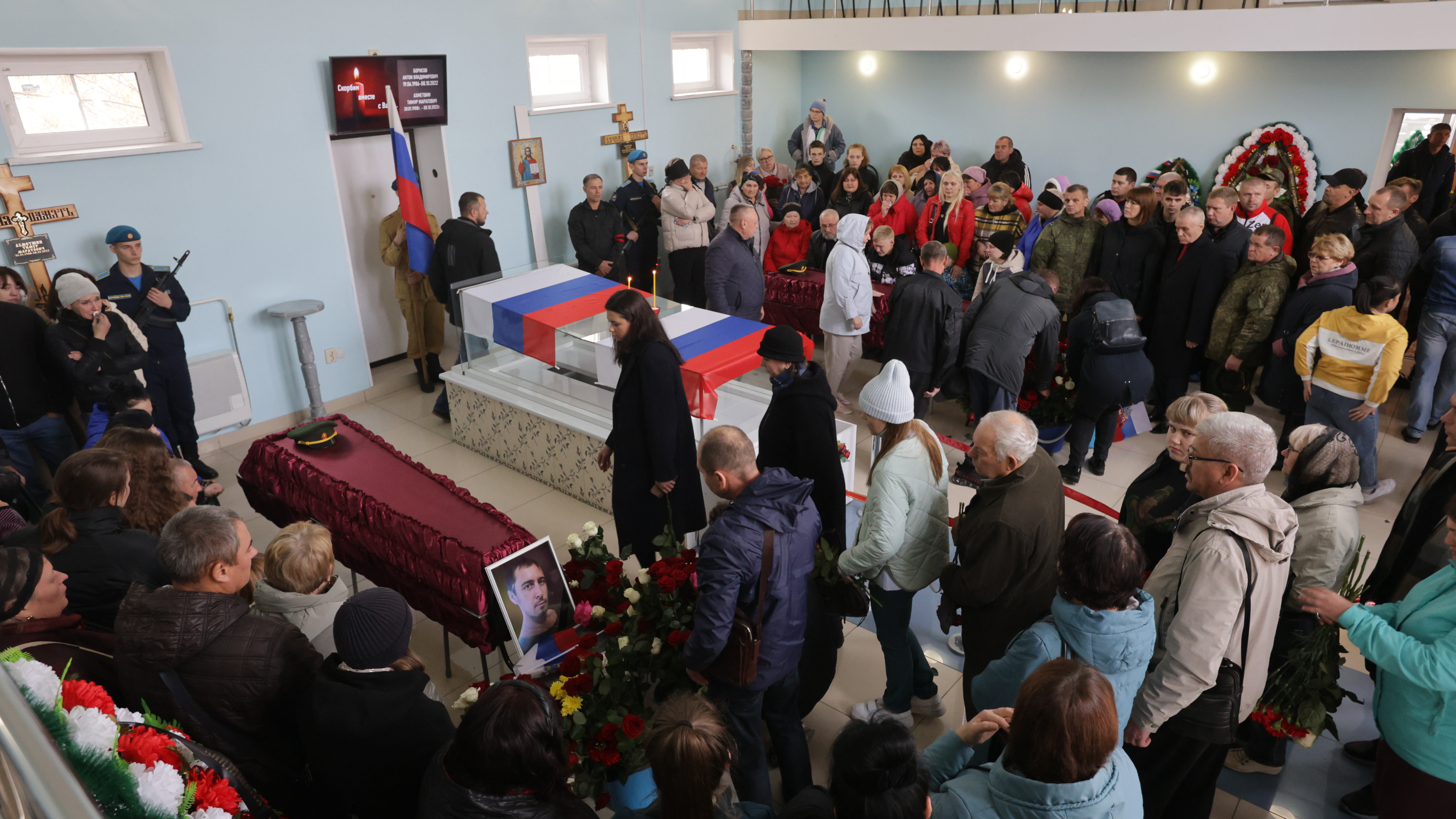15 октября 2022 расстрел. Сегодня в Челябинске простились с мобилизованным. Траурное фото. Похороны мобилизированных.
