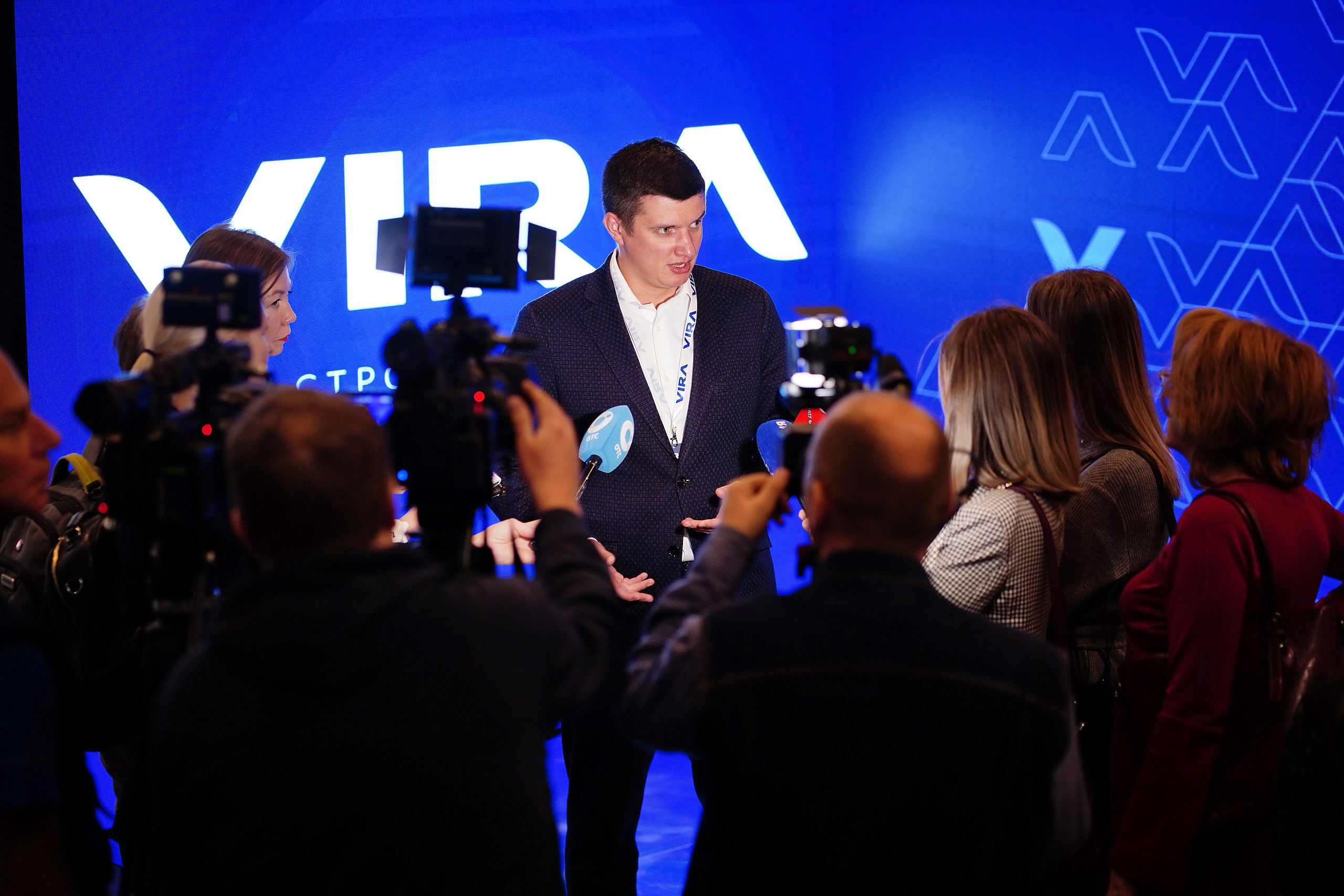 Соучредитель компании VIRA Александр Савельев Соучредитель компании VIRA Александр Савельев
